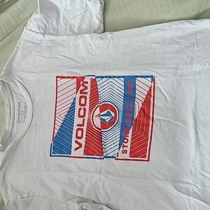 Volcom tee